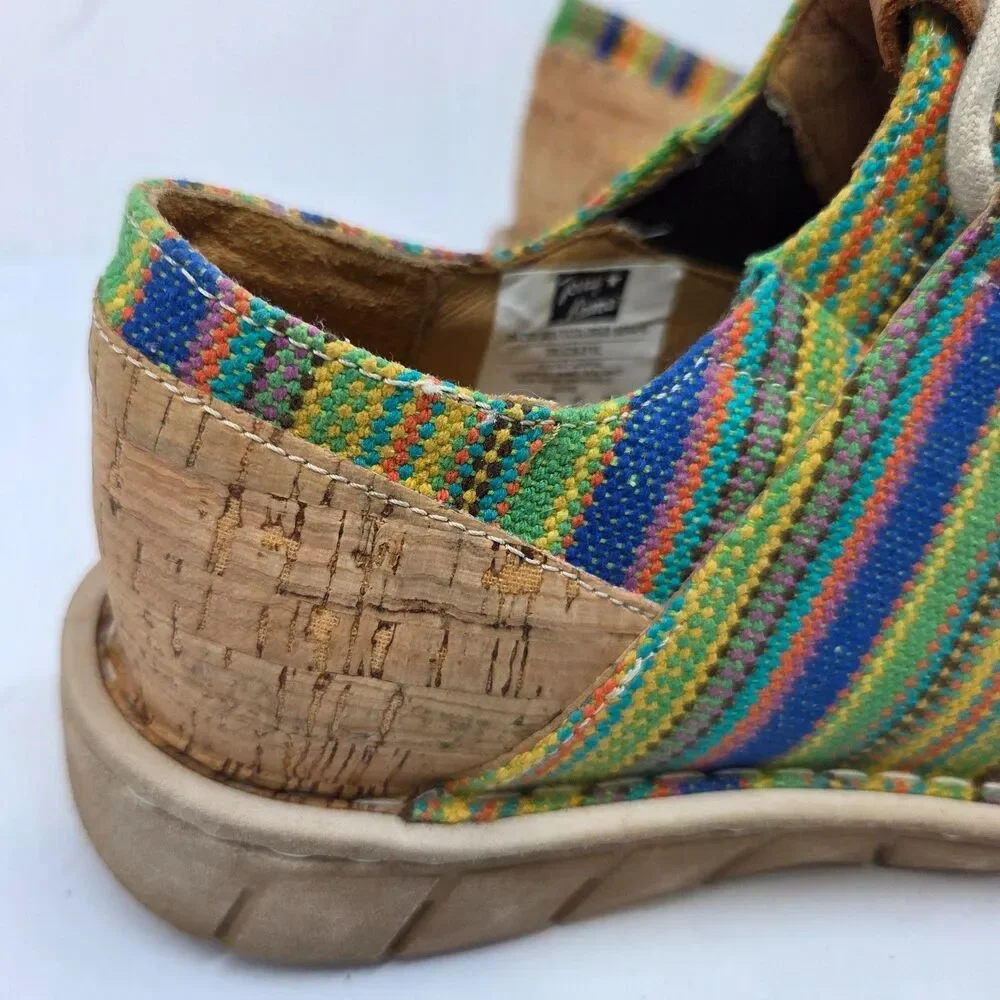Tony Lama RACEY Multicolored Serape Womens Casual Shoes Size US 8 EUR 38 VGC
